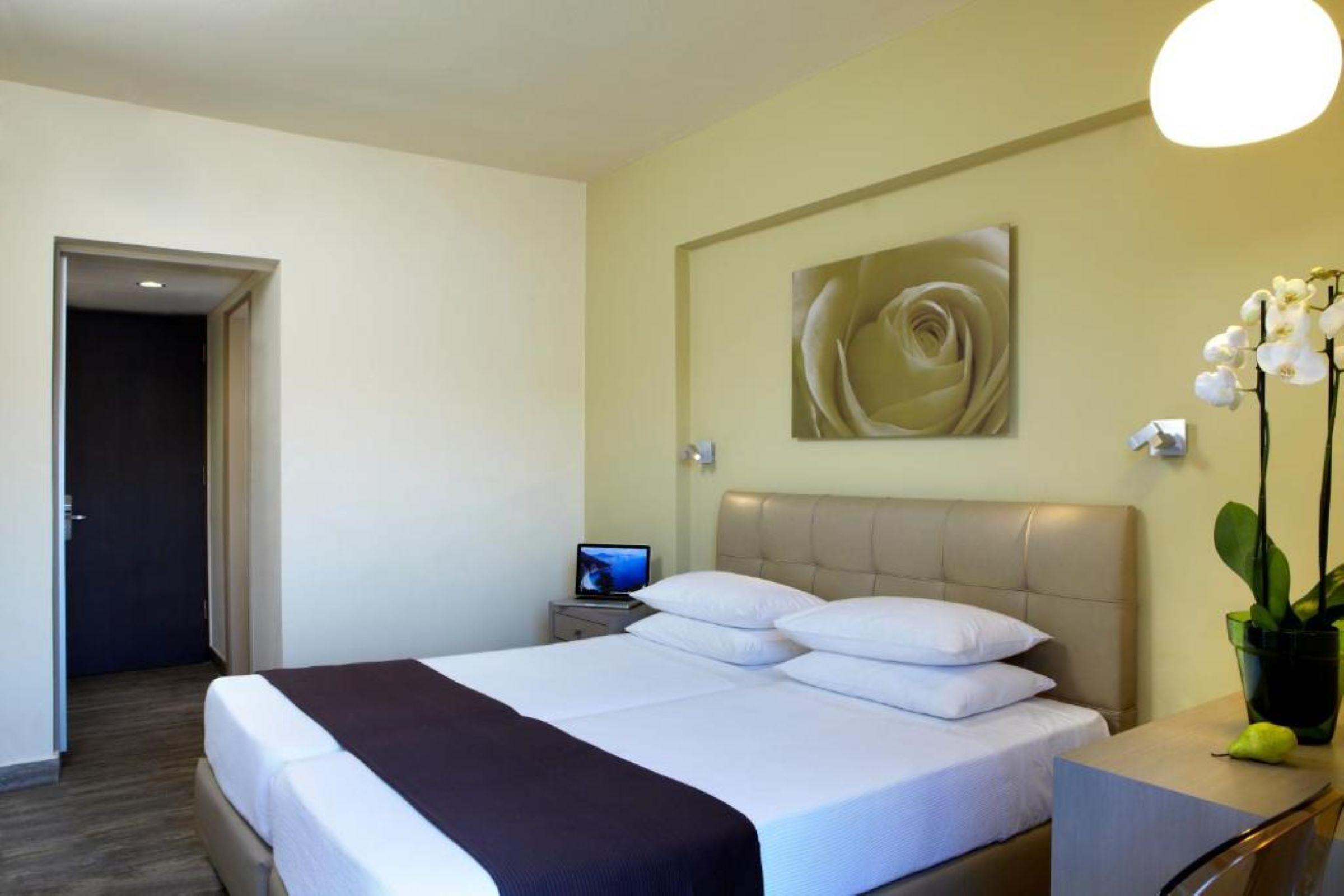Mouikis Hotel Kefalonia Аргостолион Екстериор снимка