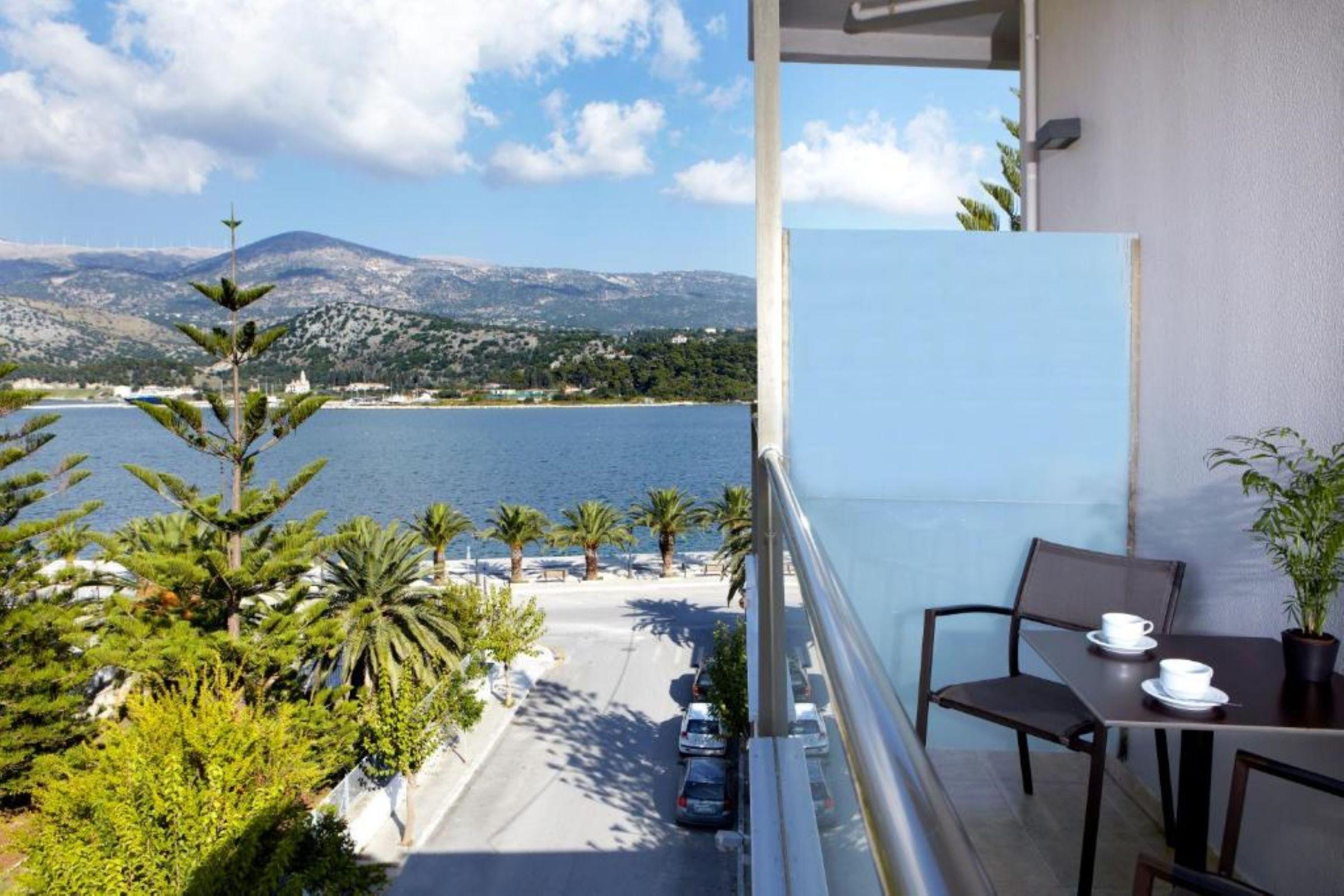 Mouikis Hotel Kefalonia Аргостолион Екстериор снимка
