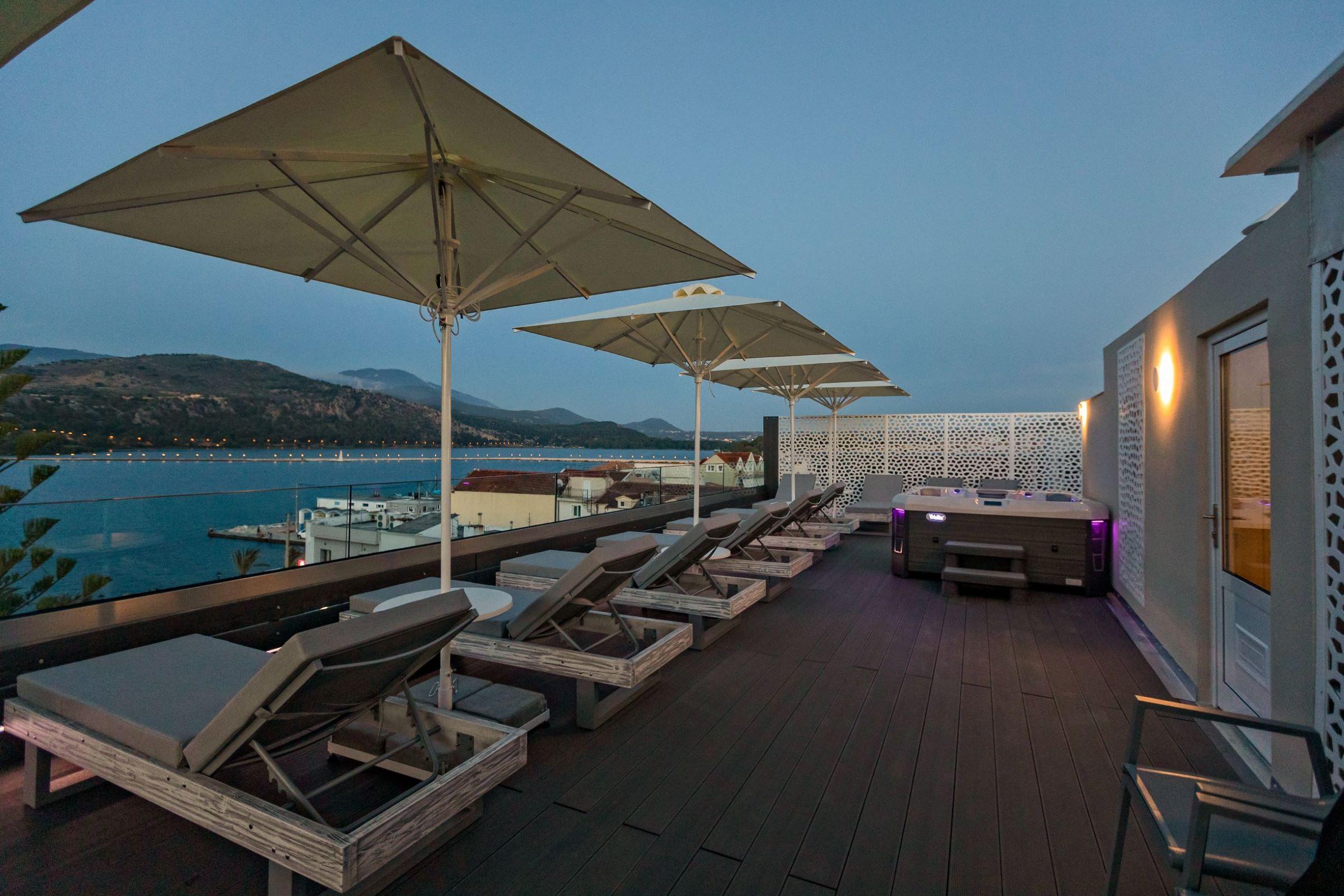 Mouikis Hotel Kefalonia Аргостолион Екстериор снимка