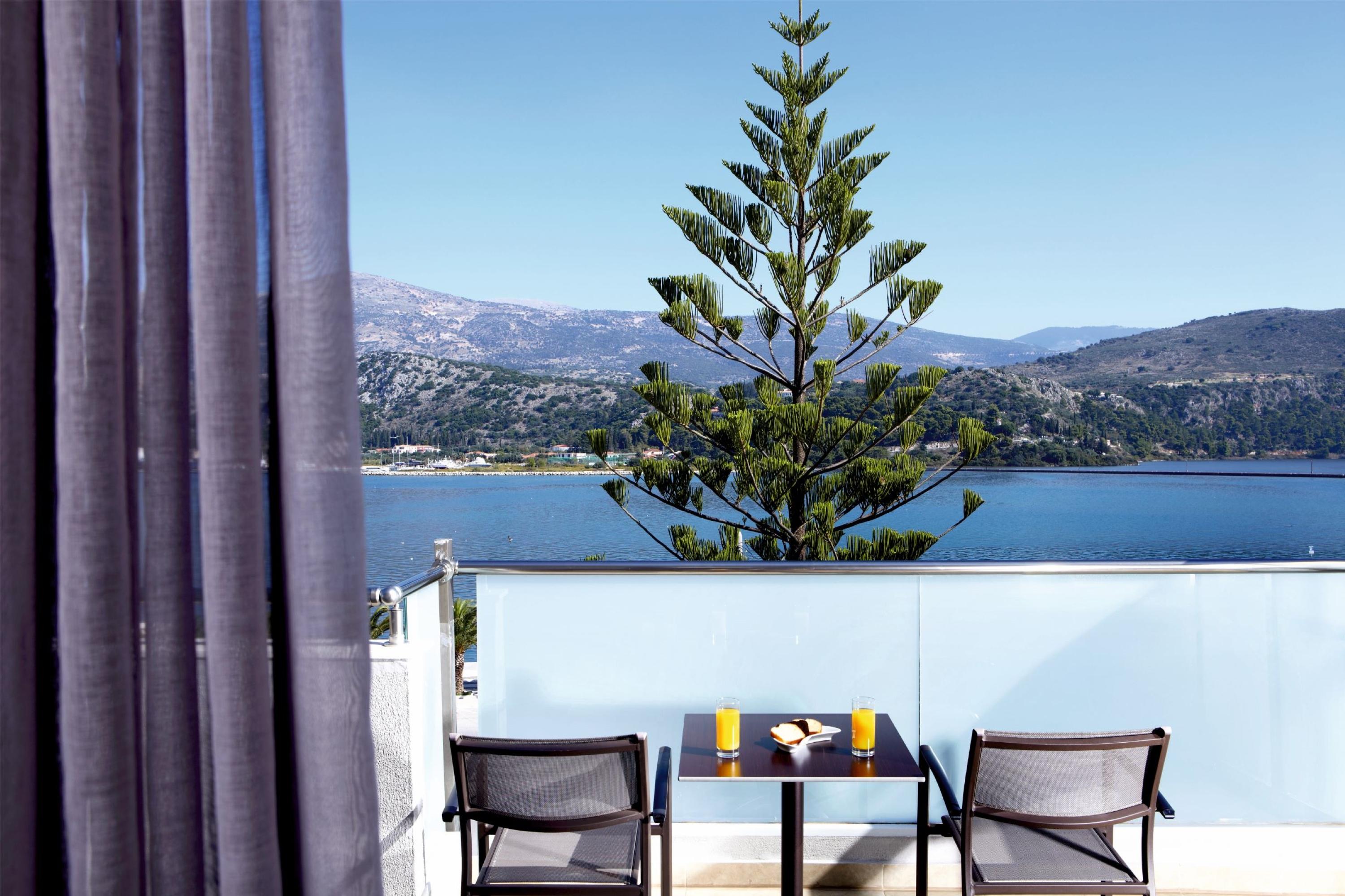 Mouikis Hotel Kefalonia Аргостолион Екстериор снимка